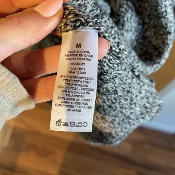 Dynamite Cardigan - Picture 4 of 4